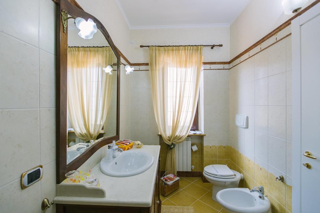 B&B Villa Francesca Соверато Марина Екстериор снимка