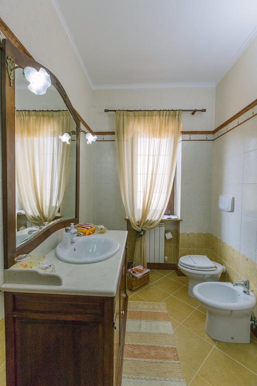 B&B Villa Francesca Соверато Марина Екстериор снимка