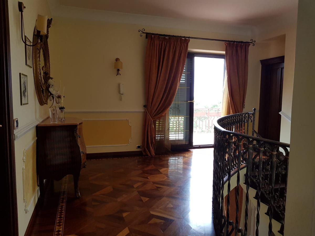 B&B Villa Francesca Соверато Марина Екстериор снимка